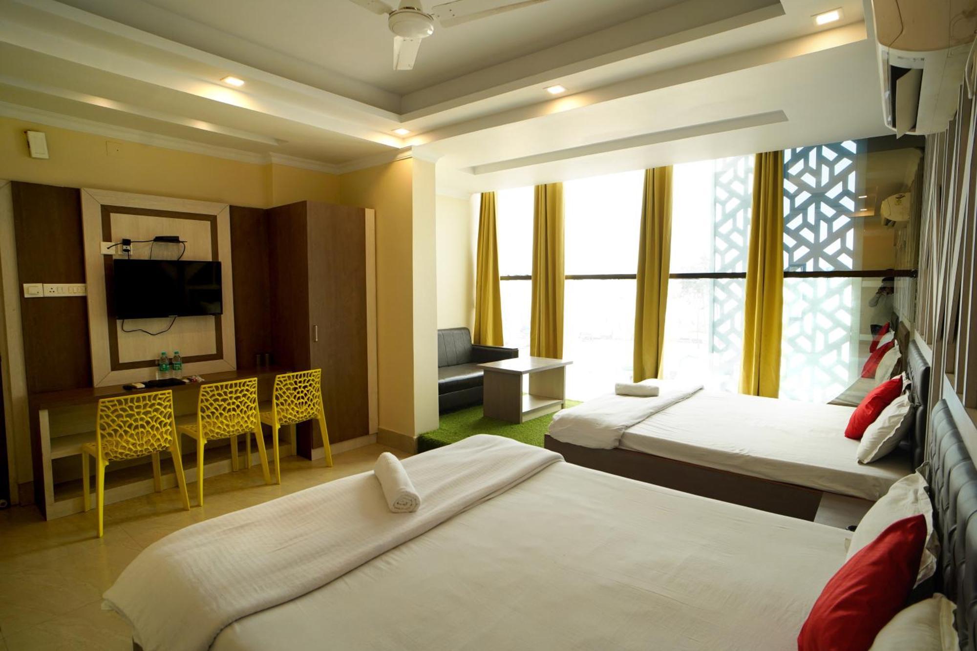 Royal Sea View !! Beach Front With Free Wifi !! Digha  Eksteriør billede