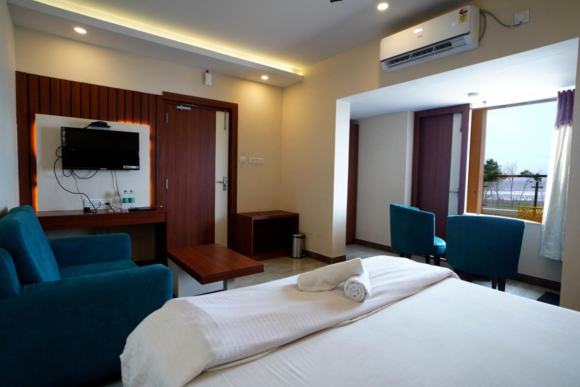 Royal Sea View !! Beach Front With Free Wifi !! Digha  Eksteriør billede