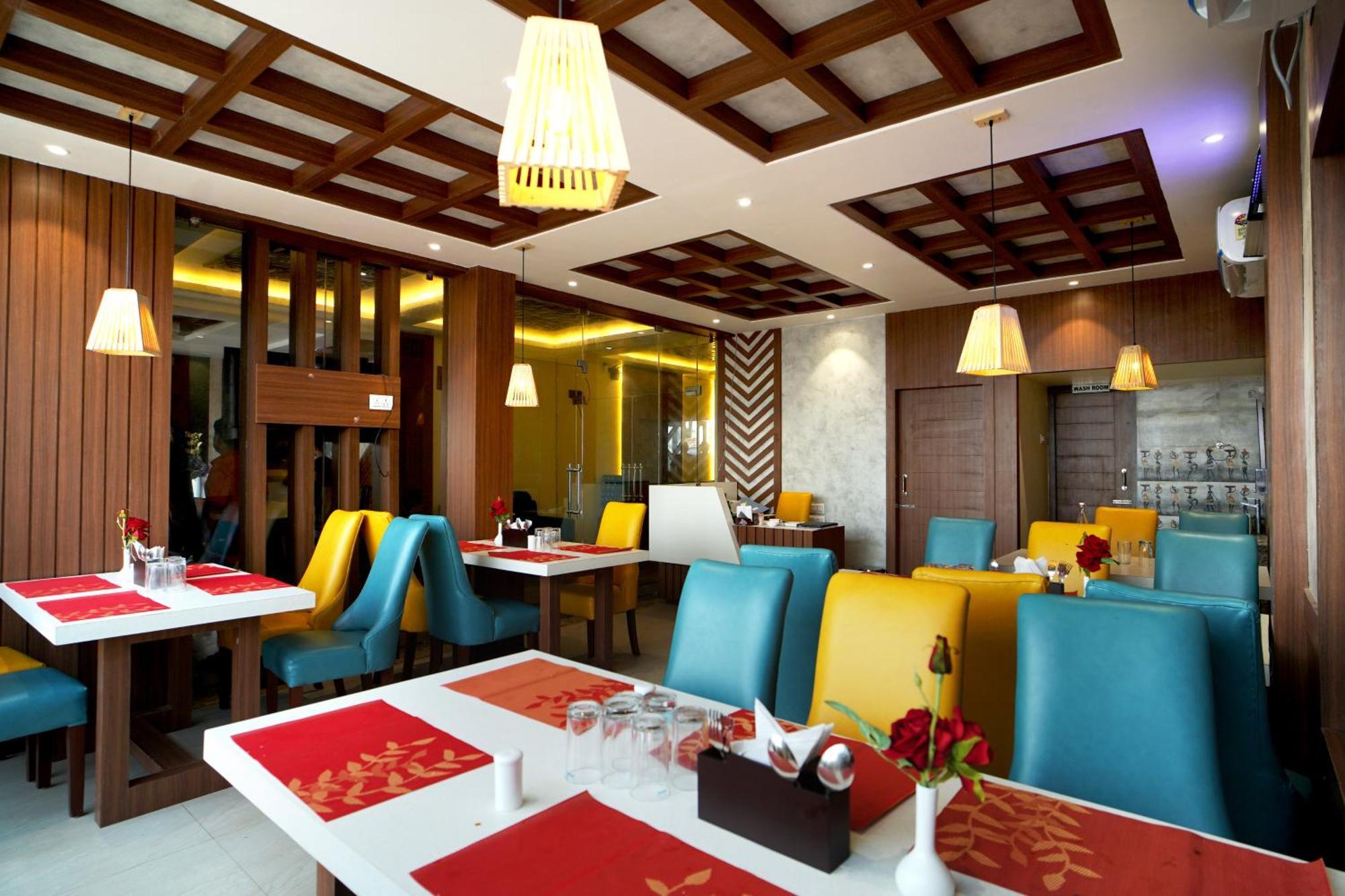 Royal Sea View !! Beach Front With Free Wifi !! Digha  Eksteriør billede