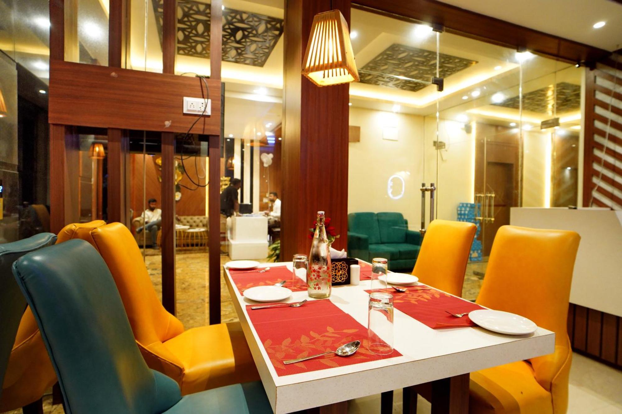 Royal Sea View !! Beach Front With Free Wifi !! Digha  Eksteriør billede