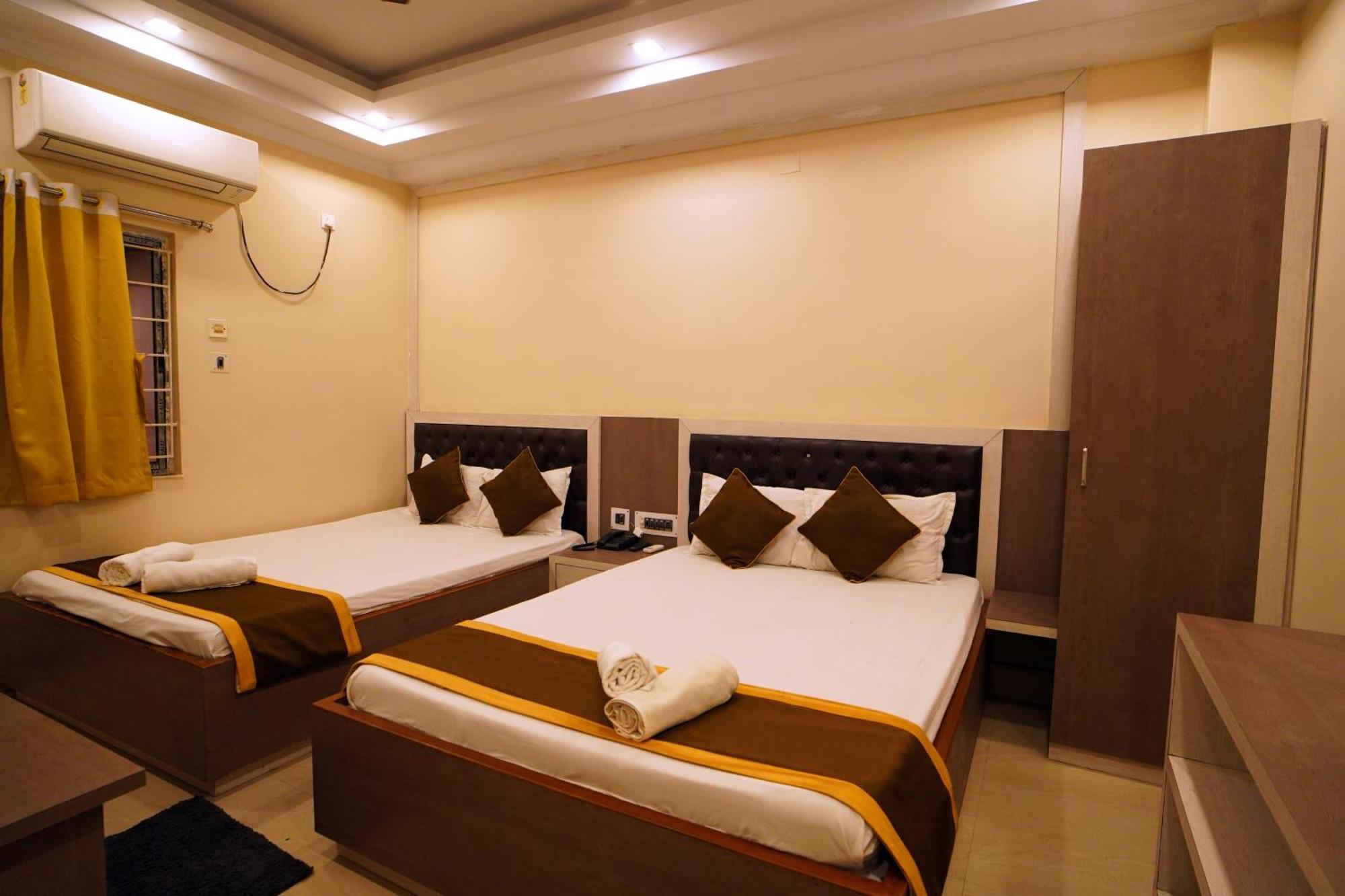 Royal Sea View !! Beach Front With Free Wifi !! Digha  Eksteriør billede