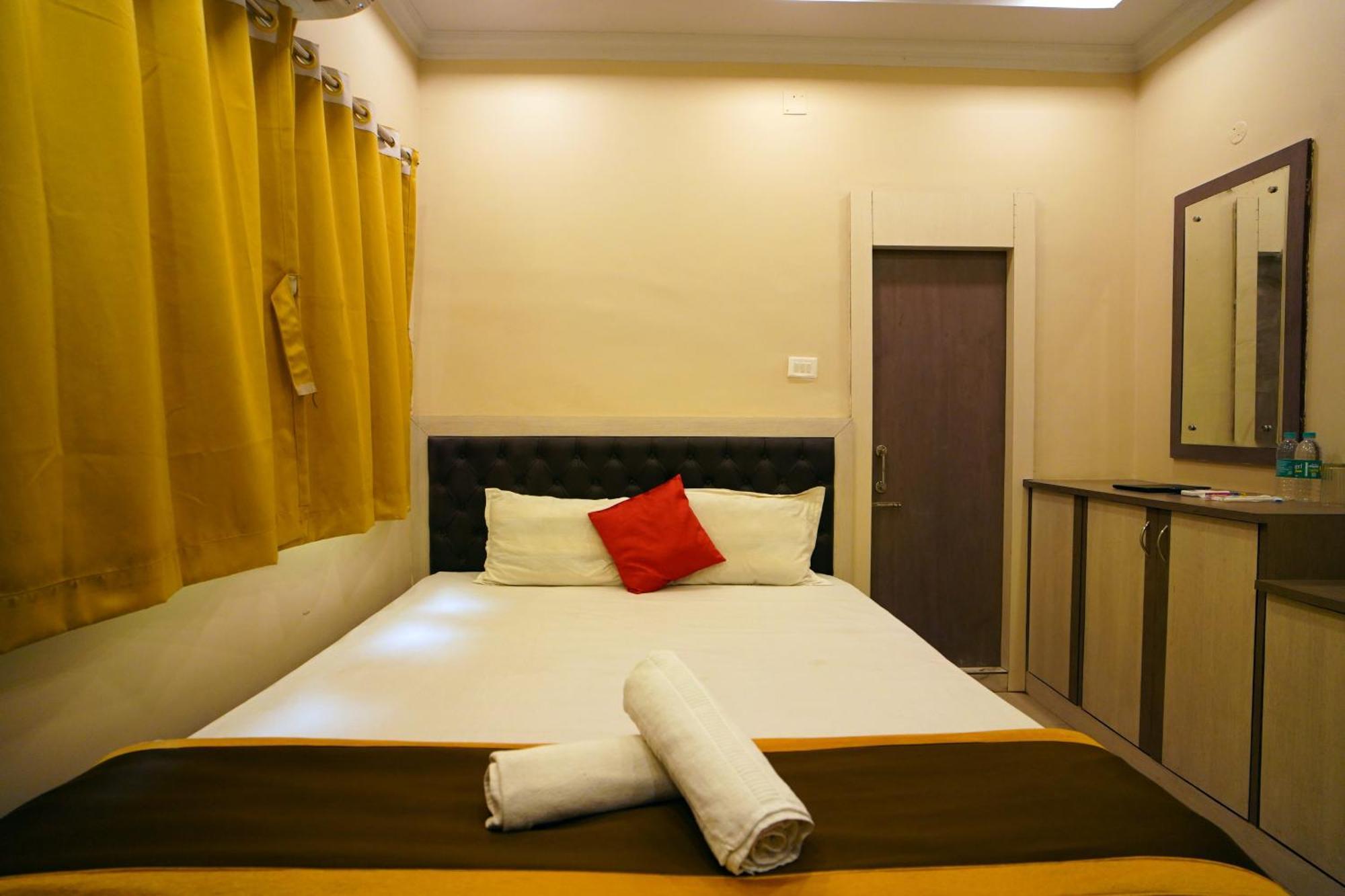 Royal Sea View !! Beach Front With Free Wifi !! Digha  Eksteriør billede